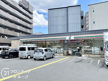 セブンイレブン高辻葛野西通店 徒歩12分。 960m