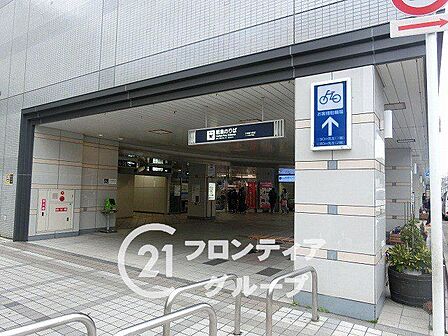 桂駅(阪急 京都本線) 徒歩57分。観光名所の阪急嵐山へのアクセスが可能で、駅ビルには飲食店や本屋、ドラッグストアや24時までのスーパーも揃っています。また役所の出向所もあるので全体的にとても利便性…