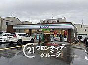 ファミリーマート宇治槇島一ノ坪店 徒歩2分。 140m