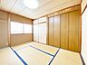 寝室：多様化する住まいのお悩みを当社へお気軽にご相談下さい