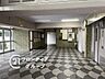 その他：シンプルなロビーですが、住む人にとって居心地の良い空間を提供します