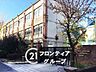 周辺：京都市立深草中学校 徒歩28分。 2240m