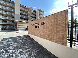 21 / 36