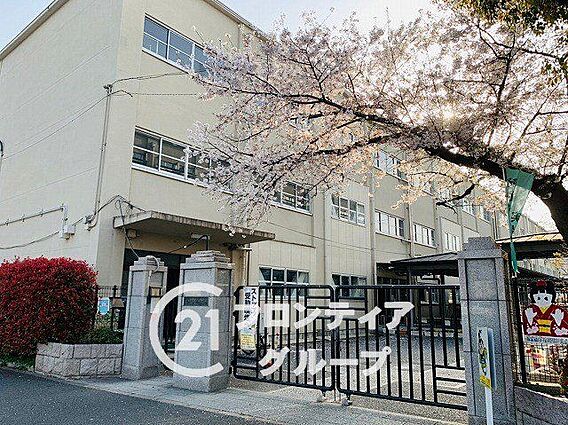 京都市立西京極...