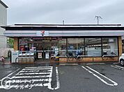 セブンイレブン京阪鳥羽街道駅前店 徒歩4分。 270m