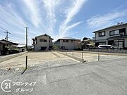 駐車1台可能なカースペース完備。お車での移動もスムーズです