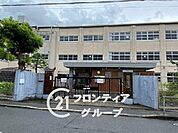 京都市立松原中学校 徒歩10分。 800m