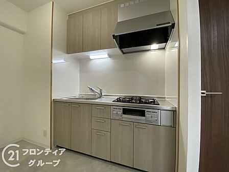 キッチンは、料理を楽しむための機能的な空間で、効率的な作業をサポートします