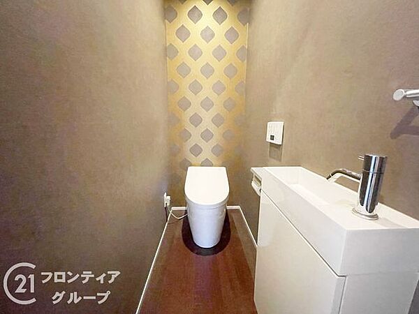 トイレを拡大表示