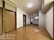オープンな空間が、広々とした印象を与えます。家族団らんの時間をゆったりと過ごせます！