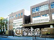 京都市立藤森中学校 徒歩21分。 1610m