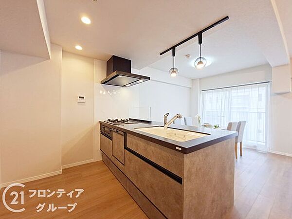 キッチンを拡大表示