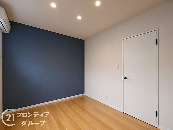 洋室を拡大表示
