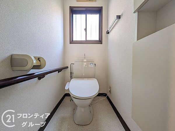 トイレを拡大表示