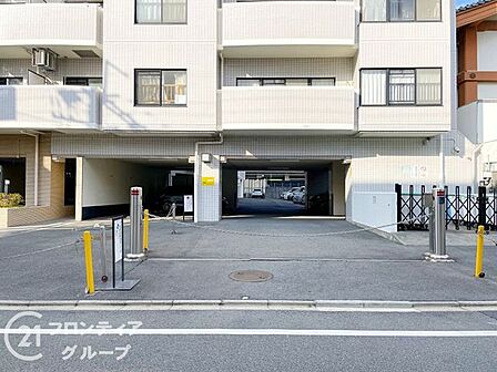エリアの特性や周辺環境についての情報提供も行っています。物件だけでなく、地域の暮らしやすさも含めてご確認いただけます