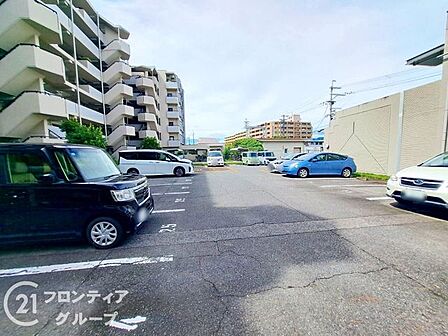 はじめてのご相談でも、経験豊富なスタッフが丁寧にお話を伺います。住まいのことで気になることがあれば、いつでもお声がけください