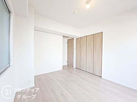 住まい選びは、価格や立地だけでなく、将来の暮らし方まで含めて考えることが大切です。今の段階で気になっていることを、まずスタッフに話してみてください