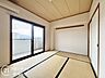 寝室：住まい選びは、価格や立地だけでなく、将来の暮らし方まで含めて考えることが大切です。今の段階で気になっていることを、まずスタッフに話してみてください