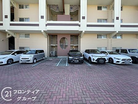 はじめてのご相談でも、経験豊富なスタッフが丁寧にお話を伺います。住まいのことで気になることがあれば、いつでもお声がけください