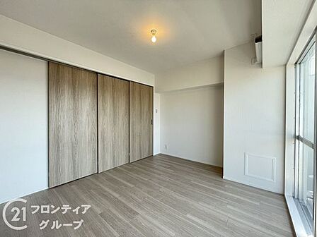 住まい選びは、価格や立地だけでなく、将来の暮らし方まで含めて考えることが大切です。今の段階で気になっていることを、まずスタッフに話してみてください
