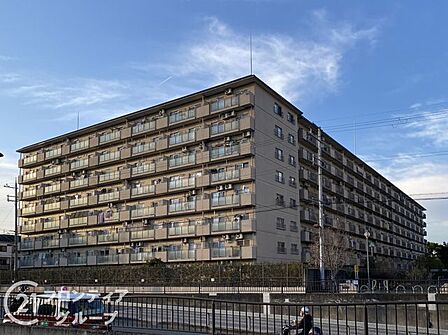 「いつかは」と思っていた住まい探しも、具体的に動き出すと意外とスムーズに進むものです。まずは気軽にご相談いただけます