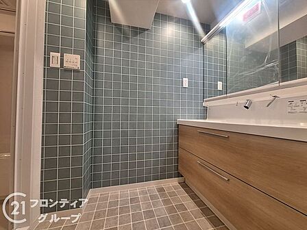 ご見学は無料で承っています。気になる点があれば現地でしっかり確認できますので、まずはお気軽にご予約ください