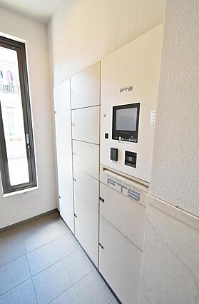 宅配ボックス