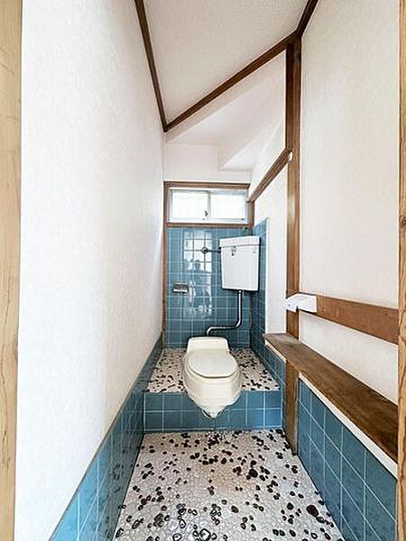 トイレを拡大表示
