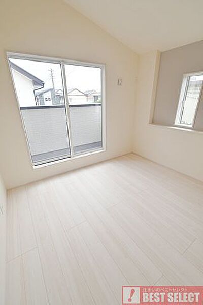 寝室を拡大表示