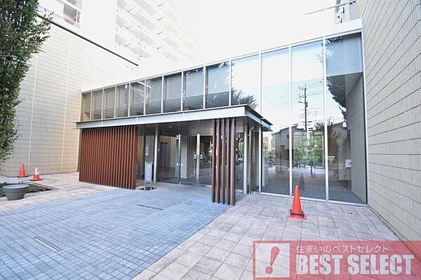 エントランスを拡大表示