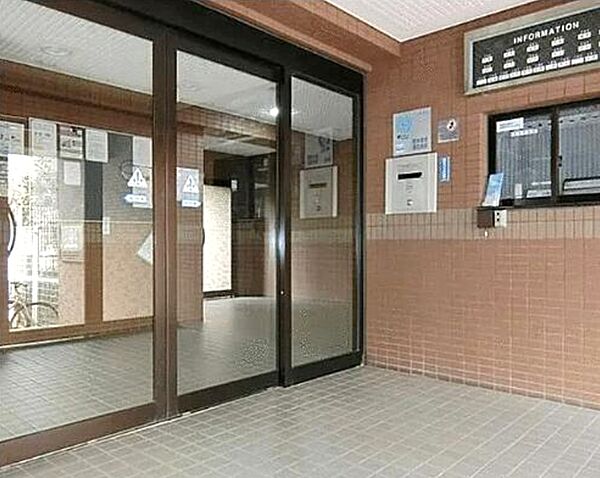エントランスを拡大表示