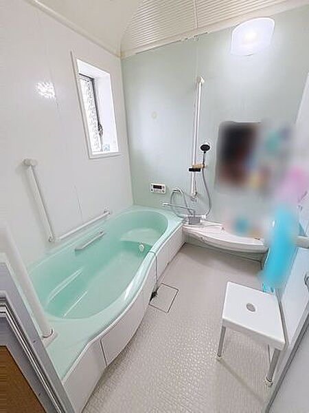 浴室を拡大表示