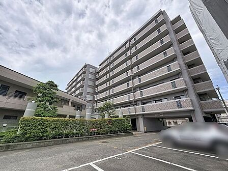 鉄筋コンクリート造8階建3階部分築年月 1994年4月総戸数 49戸