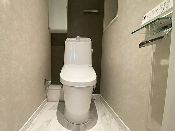 トイレを拡大表示