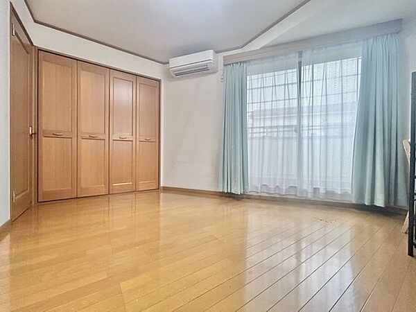 洋室