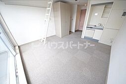 ラ・パイクス6112 4階ワンルームのリビング/ダイニング