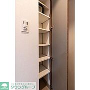 シューズボックス