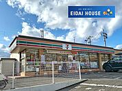セブンイレブン利府青葉台2丁目店 徒歩5分。 330m
