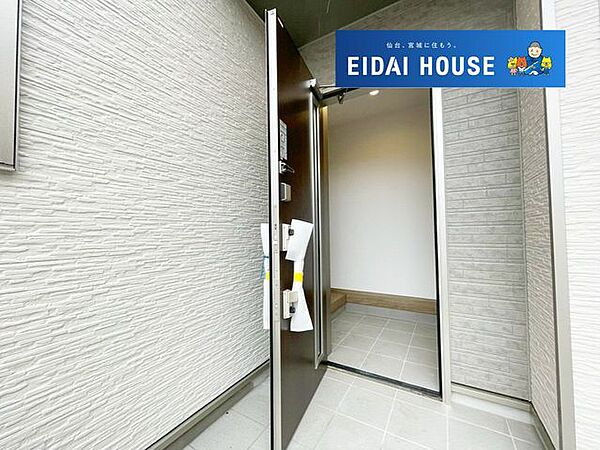 玄関を拡大表示