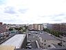 バルコニー：バルコニーからの眺望。あいにくの曇り空でしたが、周りに高い建物も無く陽当り風通し良好。夏には戸田橋花火大会も見えます。