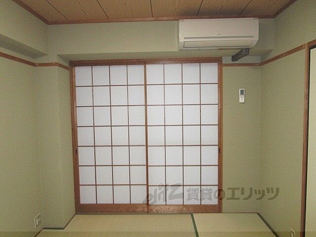 寝室