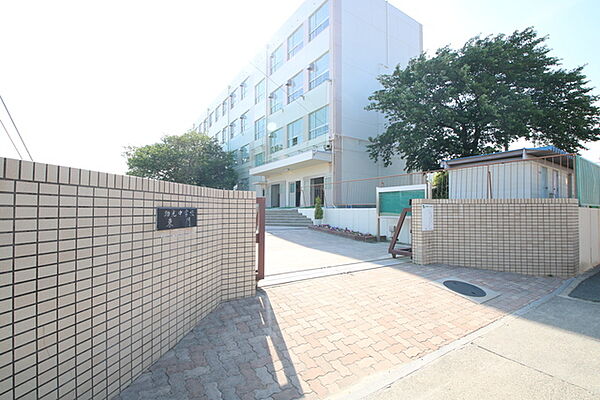 画像20:名古屋市立助光中学校