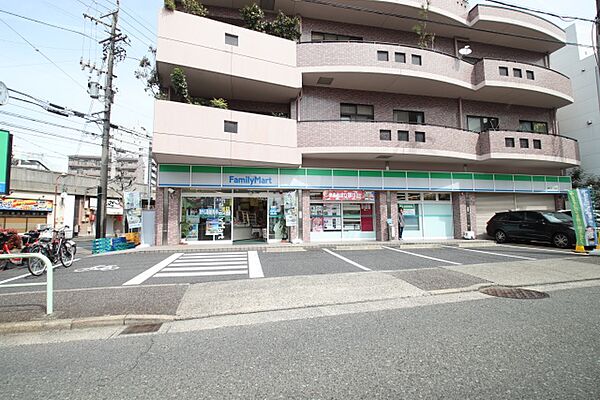 画像18:ファミリーマート　金山五丁目店