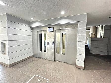 【エレベーター】エレベーターがあるので、上の階にも行きやすいですね!エレベーター2基あるので、忙しい時間帯も安心ですね!