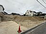 外観：【土地約６４．３３坪〜約６５．３８坪】駐車スペースも確保できますよ♪愛車の置き場所に困りません！