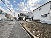 全居室収納有りますので、収納場所に困らず綺麗な室内をたもてますね♪