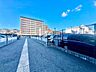 駐車場：【駐車場】敷地内駐車場（月額：9000円〜13000円）ございますよ！要確認！詳しくは担当までお問い合わせください！