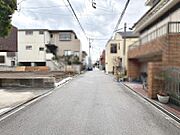前面道路約５．２ｍ！広々運転の苦手な方も安心ですね！