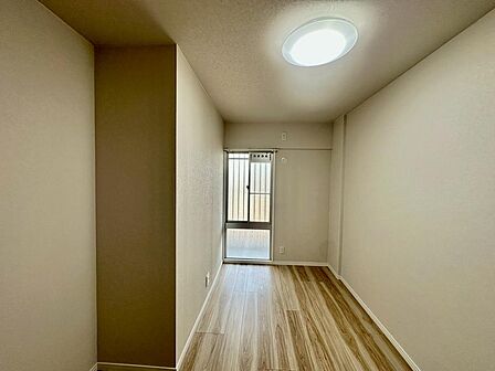 テレワークのお仕事部屋、子供部屋等、ライフスタイルや家族構成に合わせて多目的にご使用いただけます♪