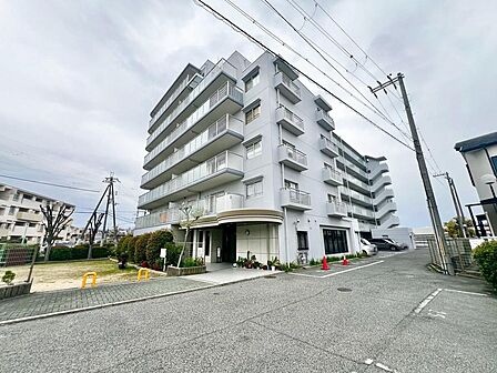 ミニストップまで徒歩4分♪スギ薬局まで徒歩7分♪DCMまで徒歩17分♪お買い物に便利な立地ですね!